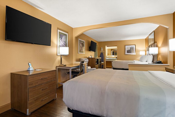 Room 49 of 60