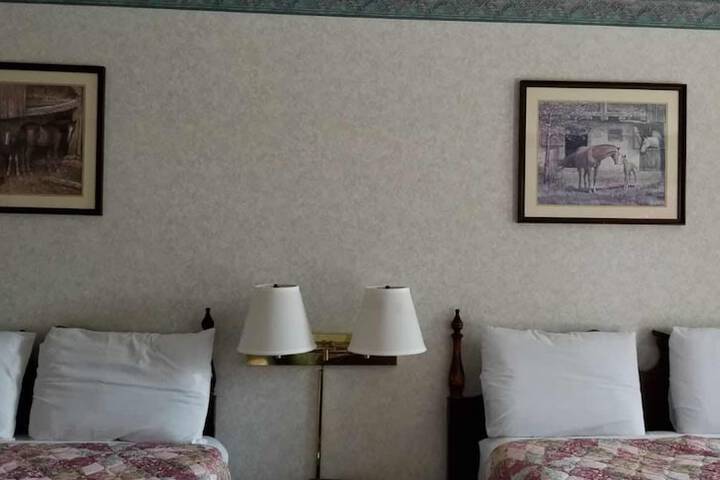 Room 68 of 86