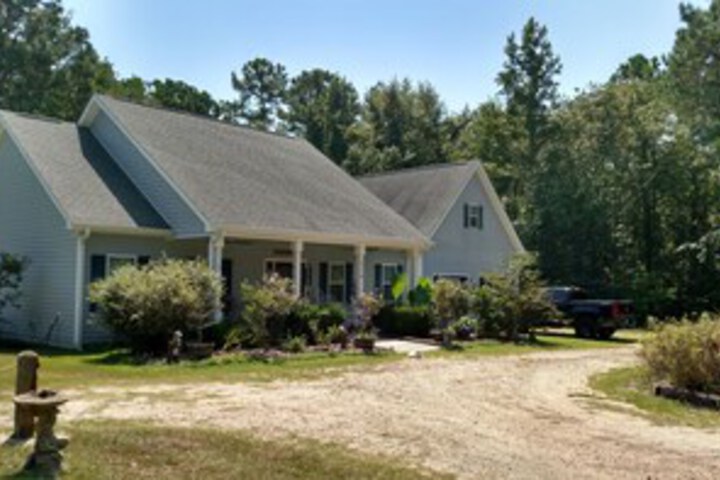FOUR MILE BED & BREAKFAST