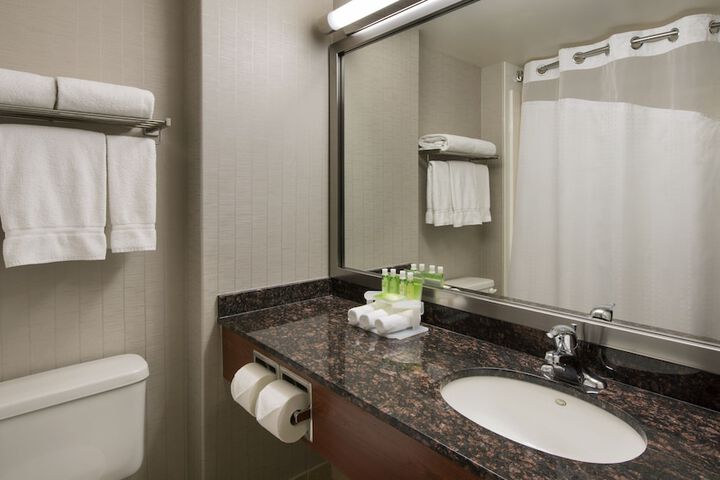 Holiday Inn Express & Suites Sherwood Park-Edmonton Area by IHG