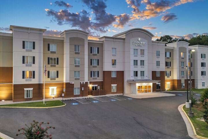 Hotel 3 of 61