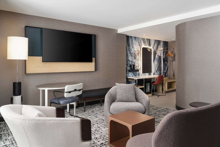 Tempo by Hilton Raleigh Downtown