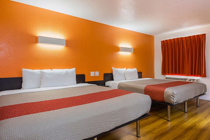 Motel 6 Garland TX - Northeast Dallas
