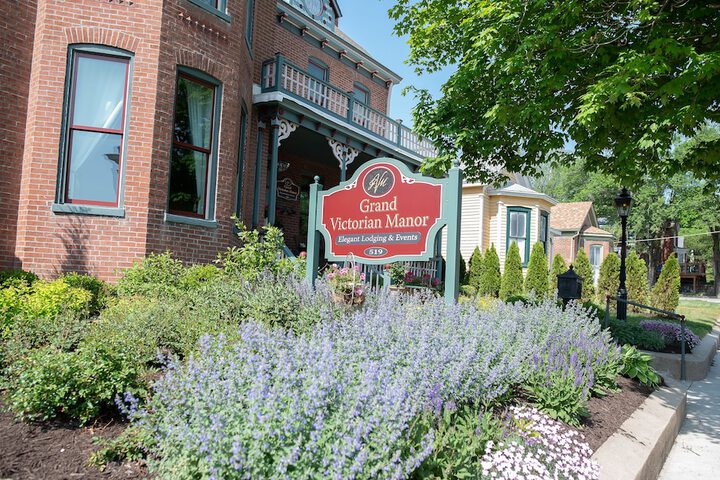 Boonville Luxury Lodging