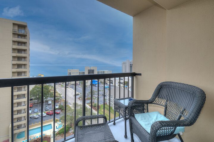 Terrace/Patio 31 of 33