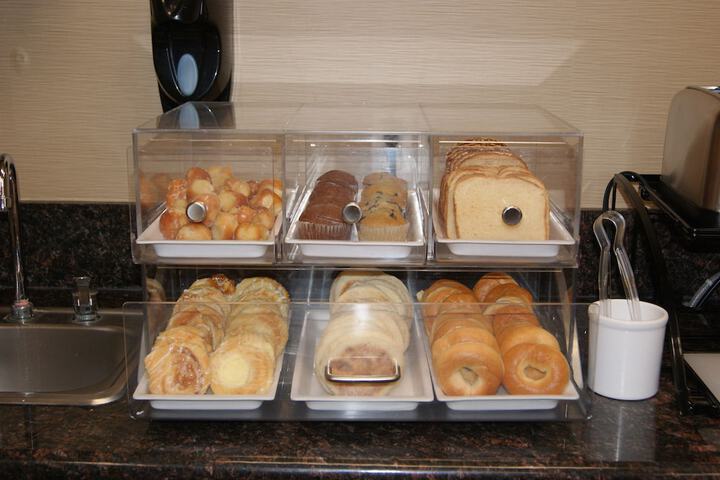Breakfast/Coffee Service 48 of 56