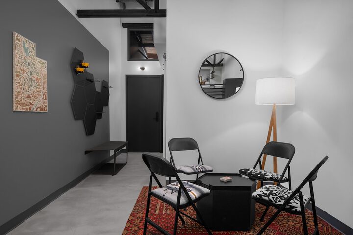 Room 30 of 58