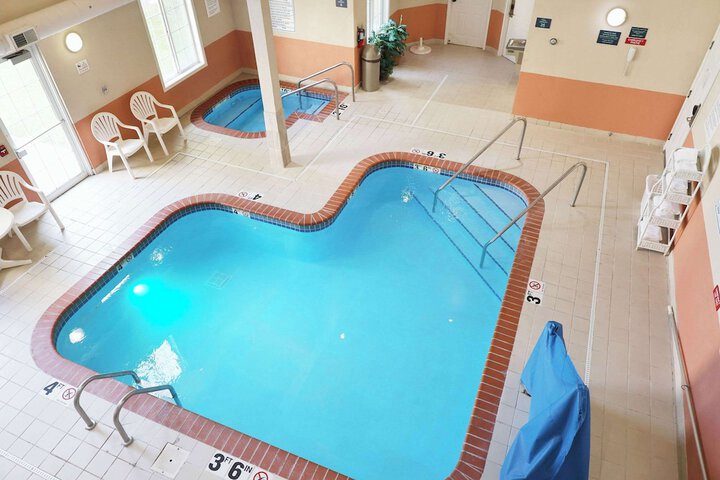 Pool 4 of 109