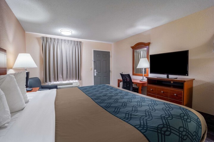 Room 29 of 37