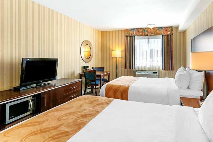 Quality Hotel & Suites