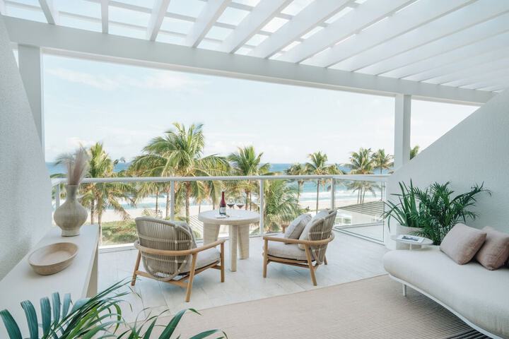 Beach Club at the Boca Raton