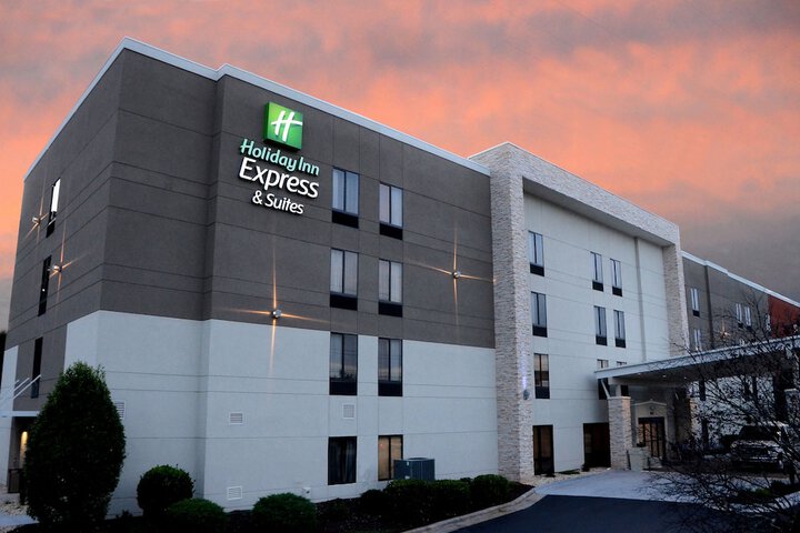 Hotel 4 of 53