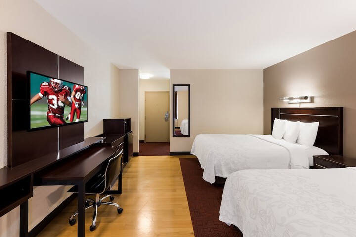 Red Roof Inn PLUS+ Columbus Downtown-Convention Center