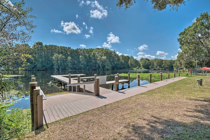 Riverfront Apt w / Kayak Launch in Dunnellon