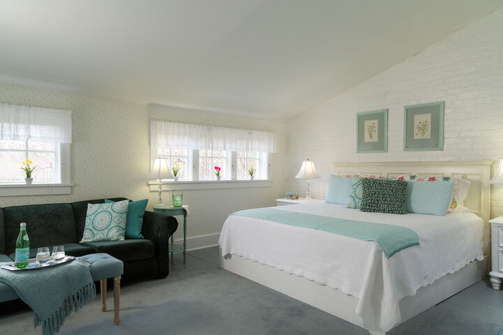 Room 25 of 75