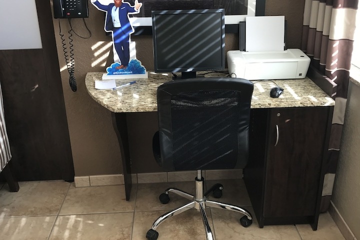 Business Center 38 of 38