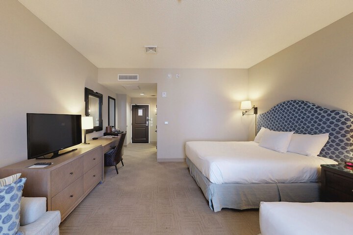 Room 13 of 20