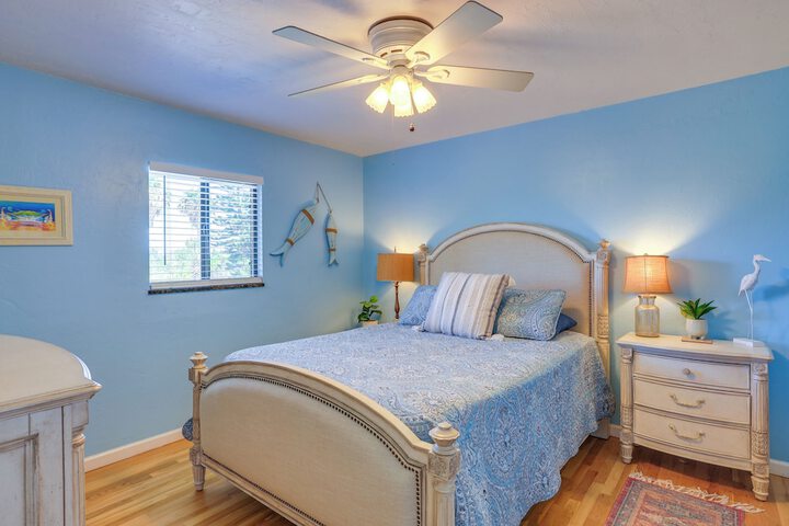 Waterfront Cedar Key Duplex Home: Grill & Dock!