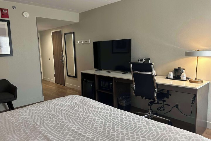Room 13 of 46