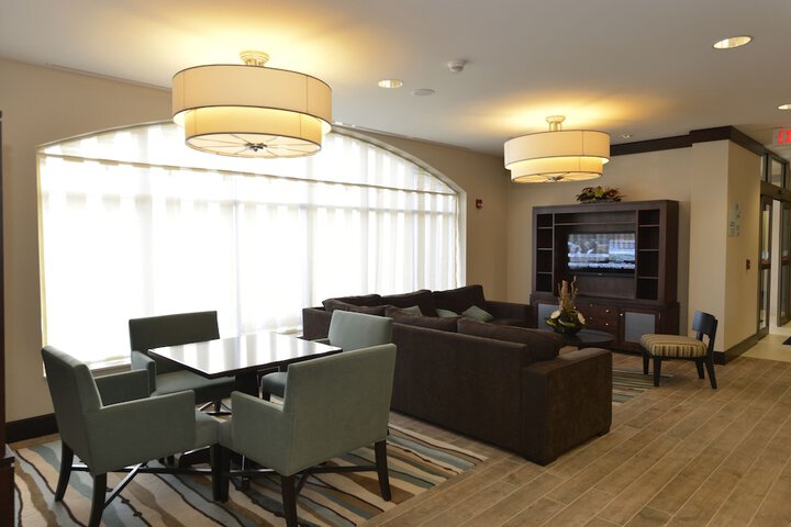 Hotel 4 of 74