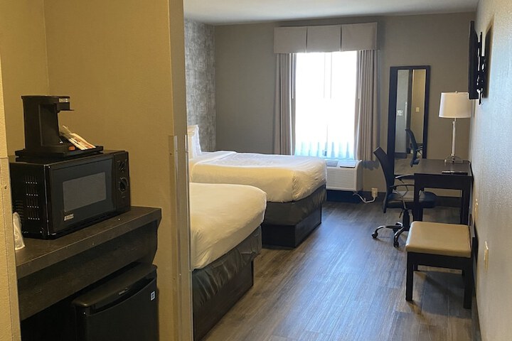 Room 81 of 98