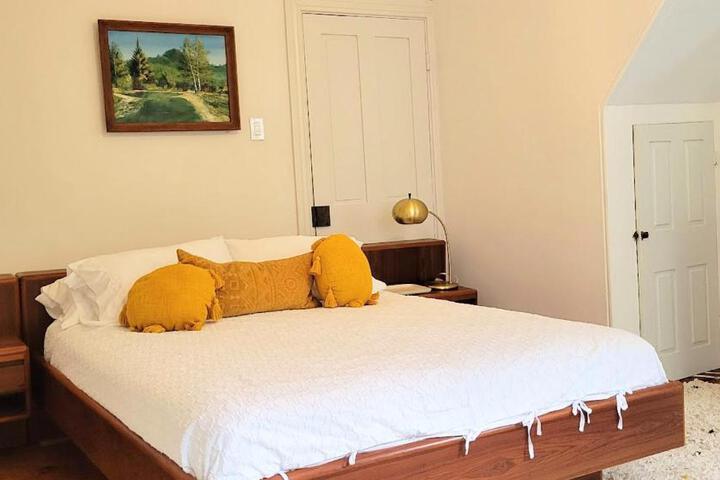 Pinetown Bridge Bnb LLC