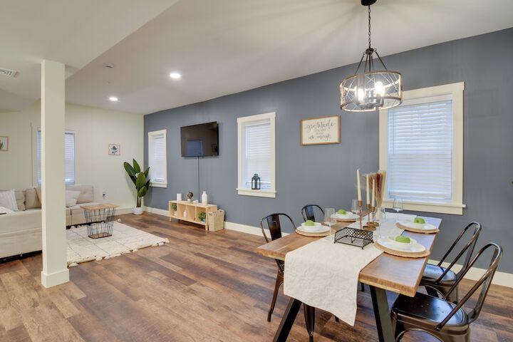 Dtwn Lititz Apt Half-mi to Park!