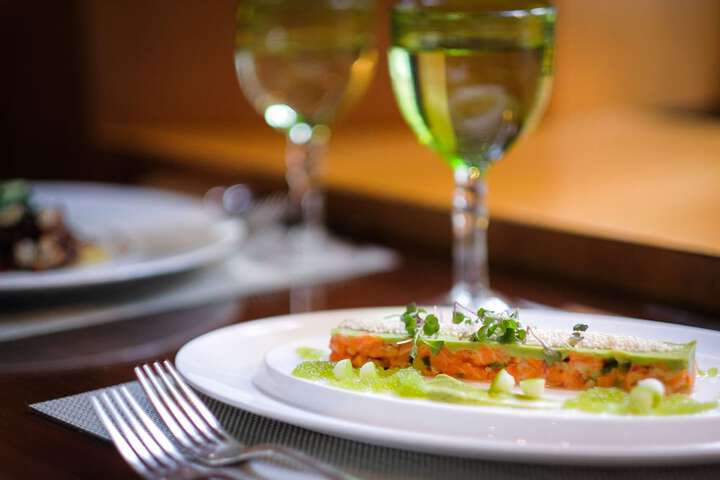 Dining 87 of 130