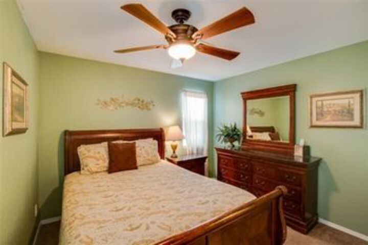 Dream Manor Inn