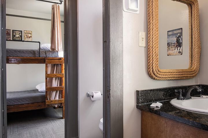 Room 109 of 166