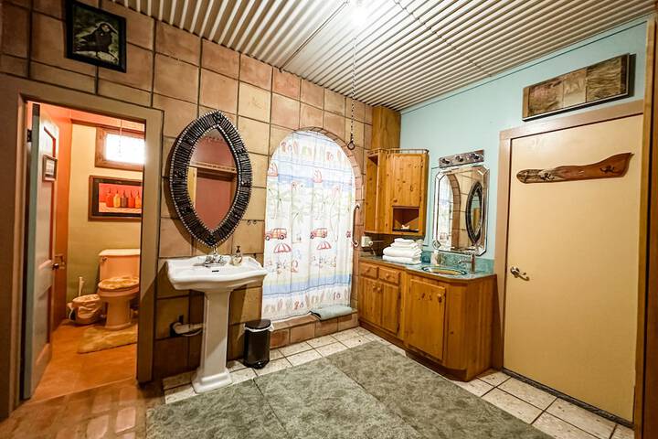 Room 32 of 113