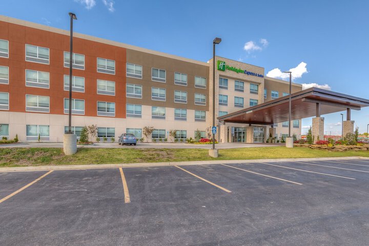 Hotel 5 of 62