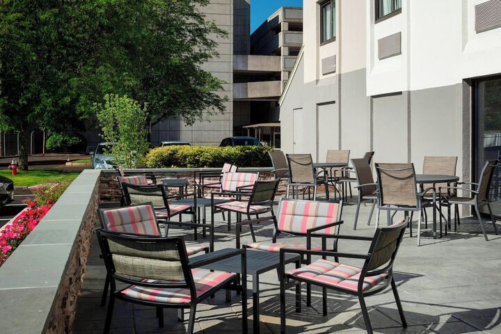 Fairfield by Marriott Inn & Suites Providence Airport Warwick