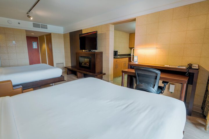 Room 57 of 109