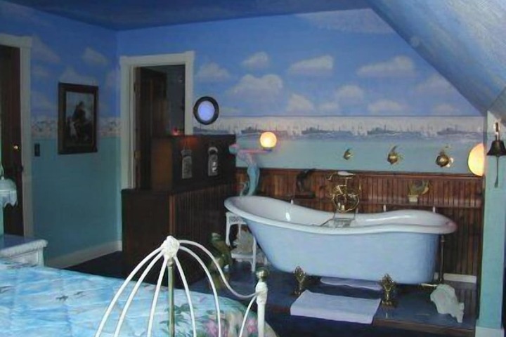 Room 54 of 91