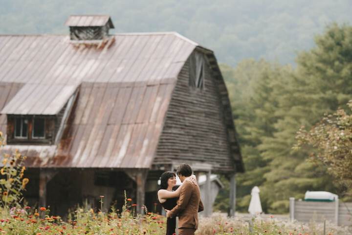 The Mast Farm Inn