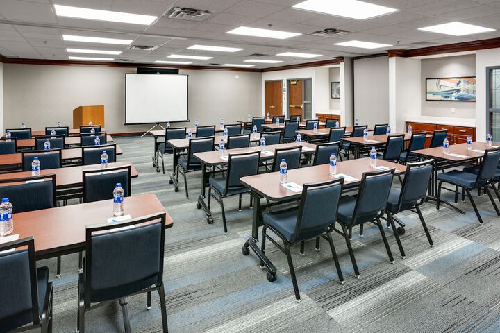 HYATT house Boston / Waltham
