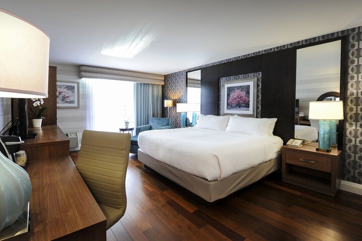 Room 16 of 53