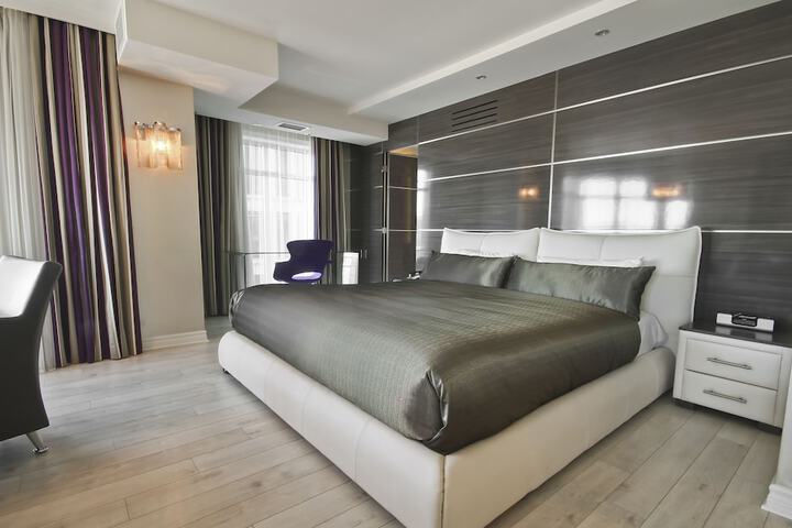 Room 45 of 128