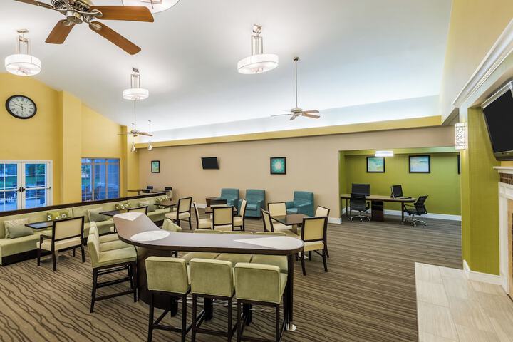 Larkspur Landing Extended Stay Suites St. Louis Riverport - Airport West