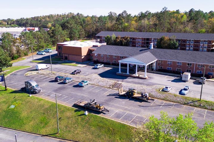 Americas Best Value Inn & Suites Phenix City
