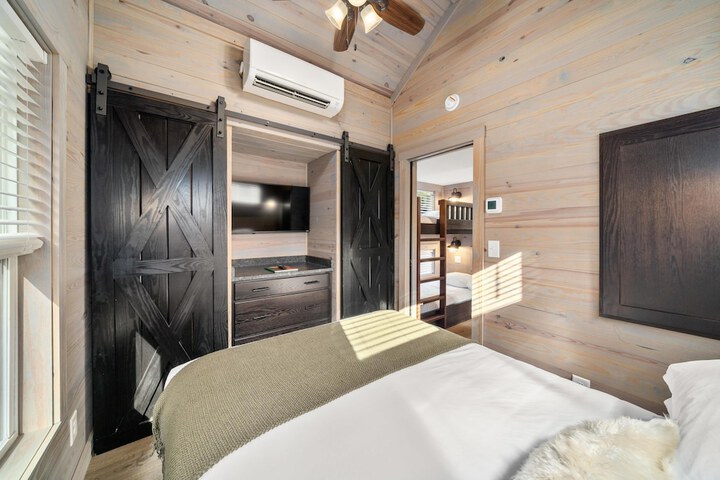 Asheville River Cabins