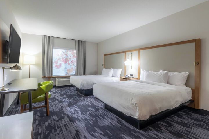 Room 7 of 25