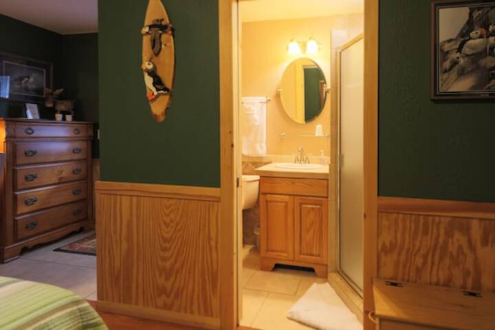 Room 9 of 35