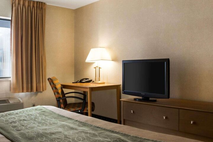 Comfort Inn Jamestown South
