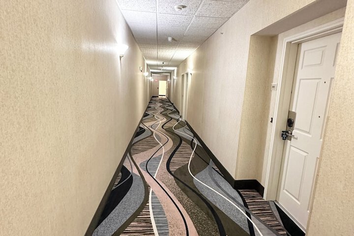 Ballroom/Hall 96 of 109