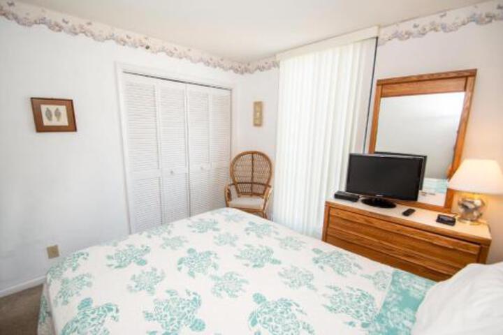 Sea Castle 8 G by Palmetto Vacation Rentals