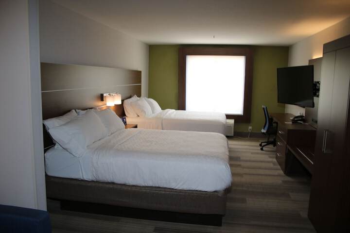 Holiday Inn Express & Suites Douglas by IHG