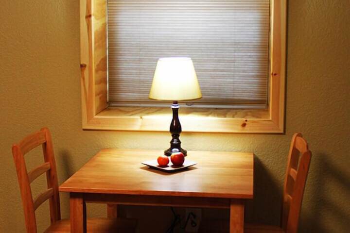 Room 17 of 37