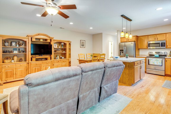 Candler Home w / Porch & Backyard: Near Asheville!
